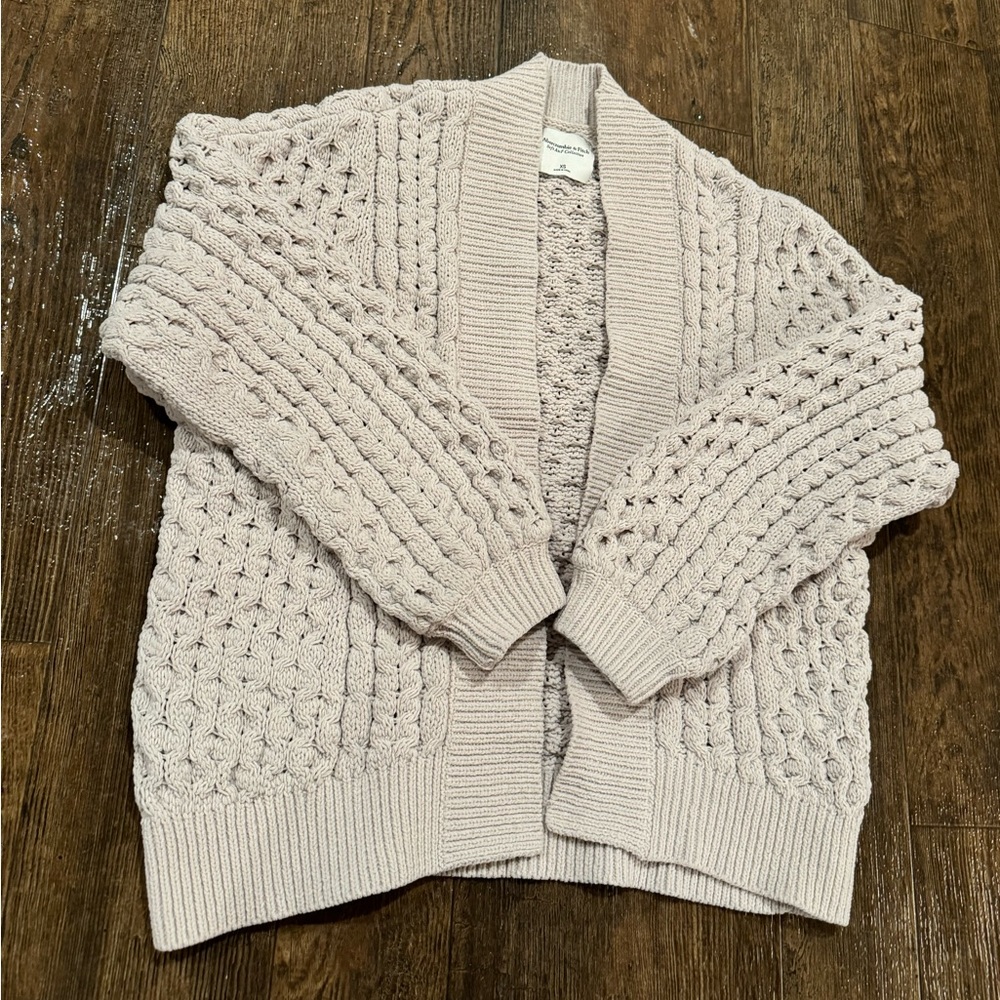abercrombie fitch cable knit cardigan Size XS Women’s